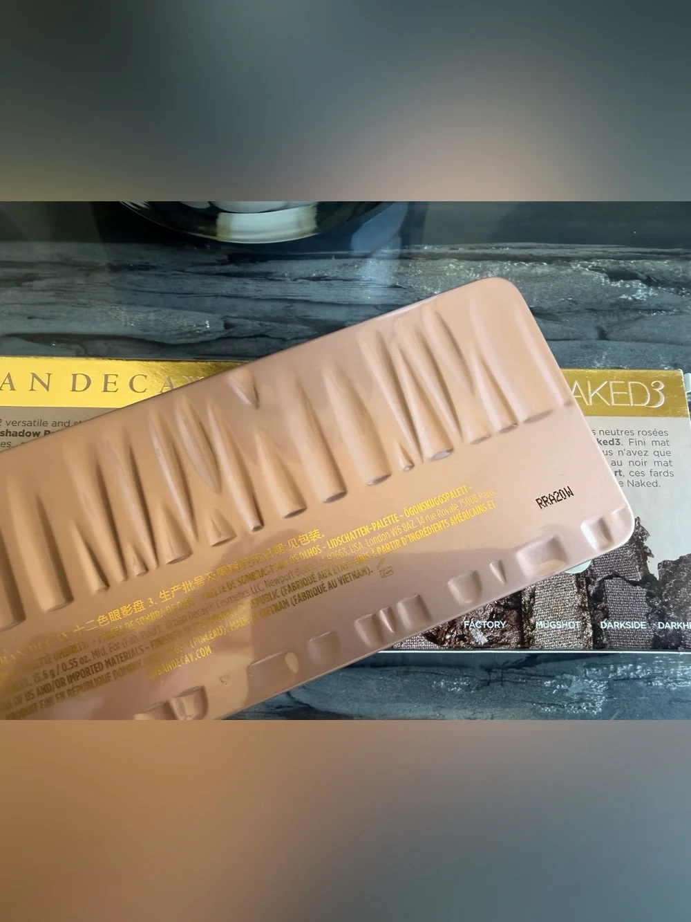 🦋Urban Decay Naked 3 Eyeshadow Palette